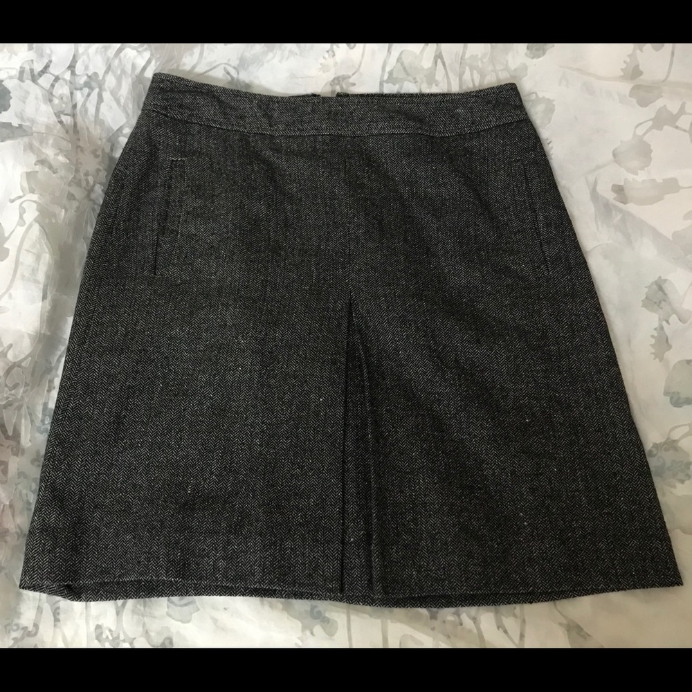 Loft Tweed Skirt Size 8 Petite